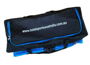 TSA IKON Wheelie Cricket Kit Bag - Image 2