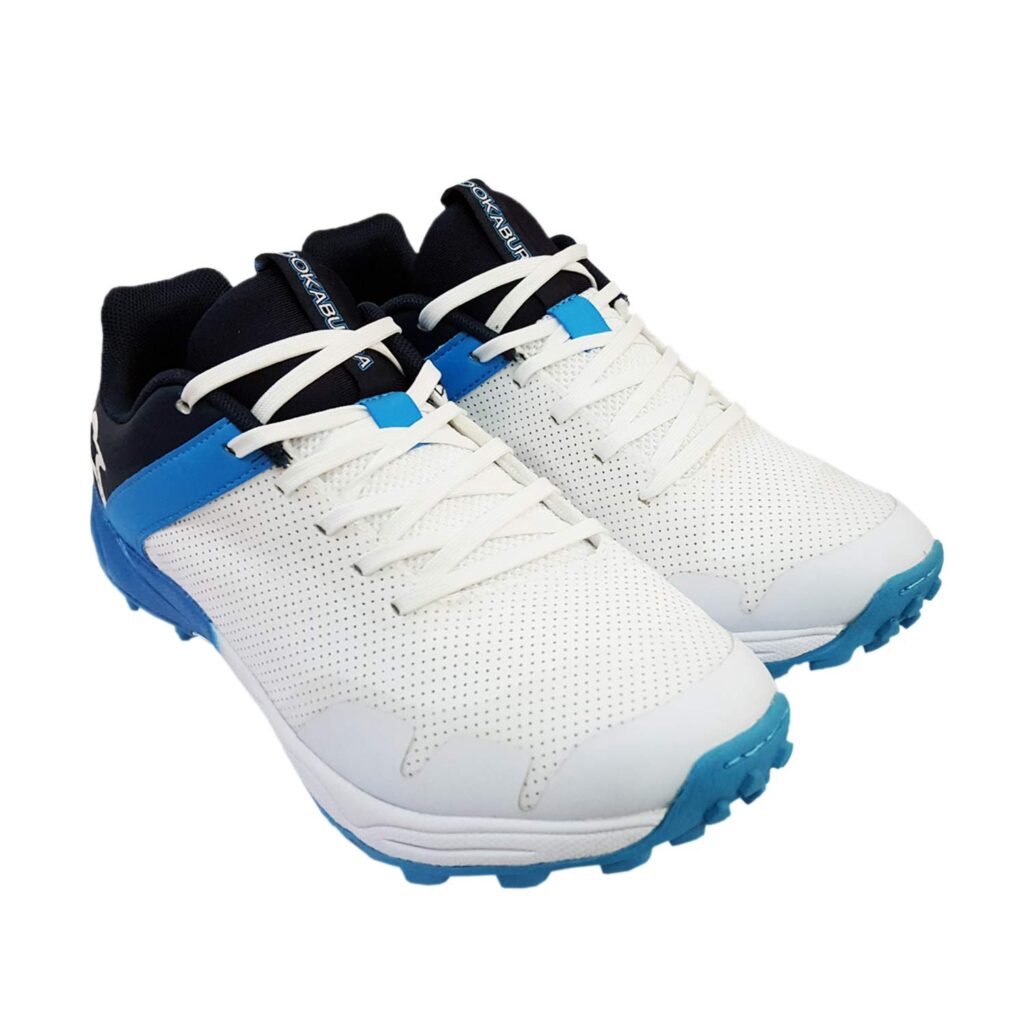 Kookaburra Pro 1500 Rubber Spikes Cricket Shoes White/Blue TOTAL