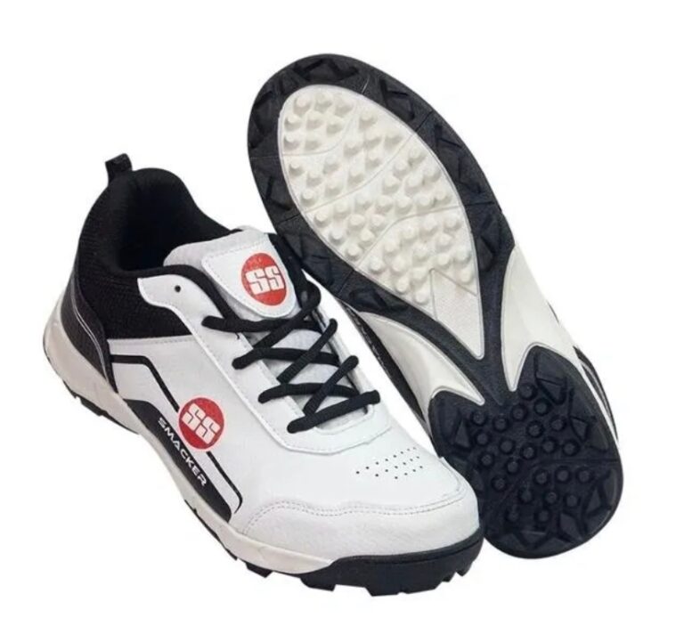 SS Smacker Rubber Spike Cricket Shoe