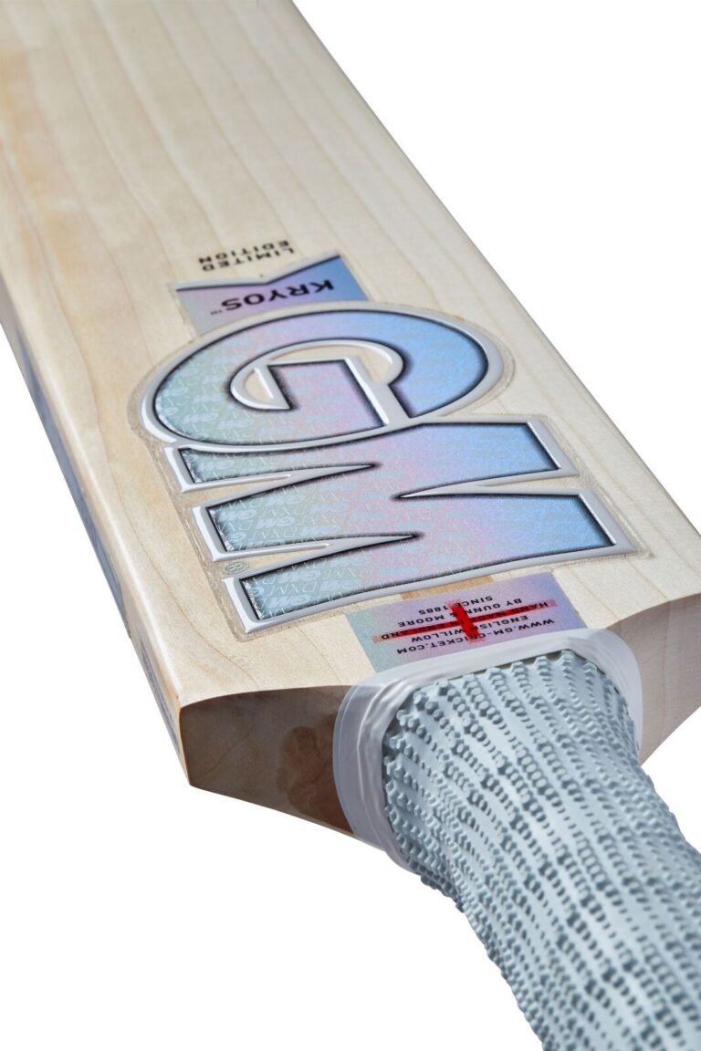 GM Kryos DXM 606 Junior Cricket Bat