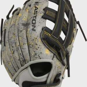 Easton HAVOC 11" Infield Youth Glove - RHT
