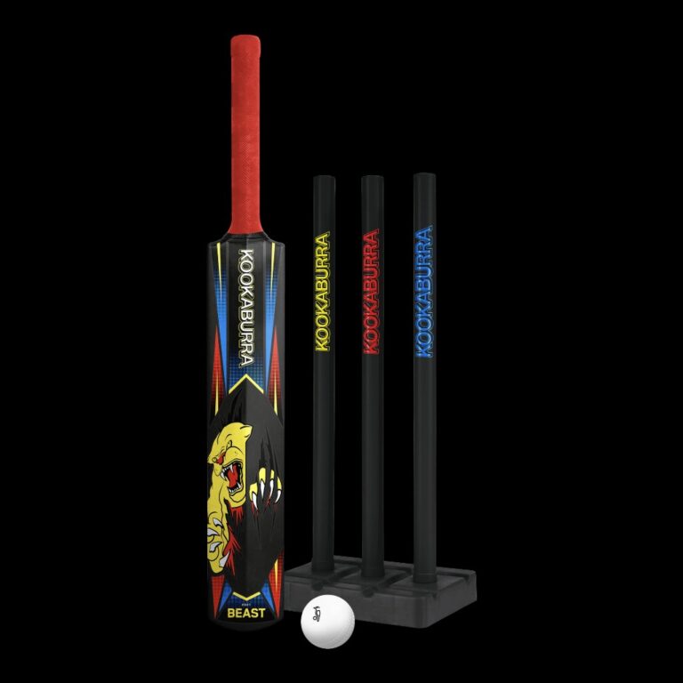 Kookaburra Beast Plastic Cricket Set (Size 6)