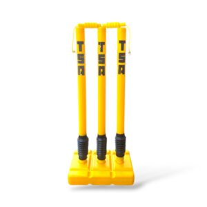 TSA Nova Plastic Spring Back Cricket Stumps With String Bails