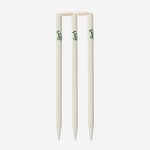 KOOKABURRA Grade Cricket Stumps - 6 Stumps with Bails