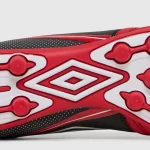 Umbro Classico XII HGR Junior Football Boots - Image 4